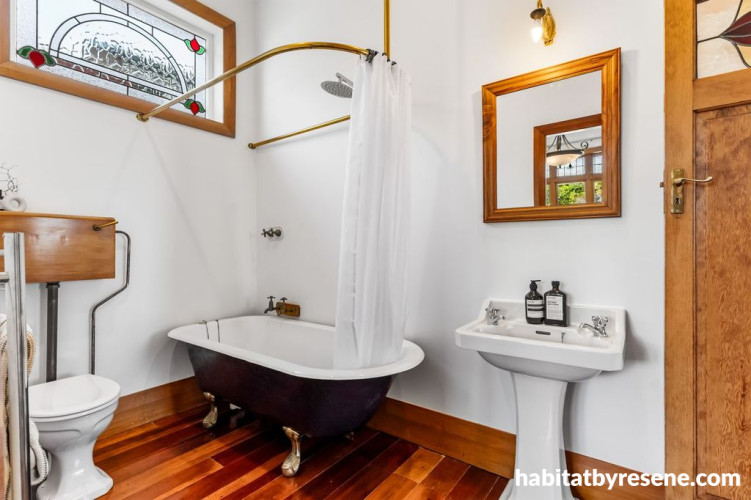 Bathroom in Resene Black White